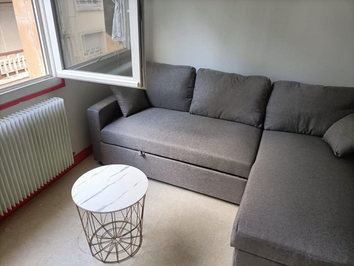 Appartement ++++ 70m2 Avec Balcon, A 200 M Et Rue Pietonne A 300 M ++++ *