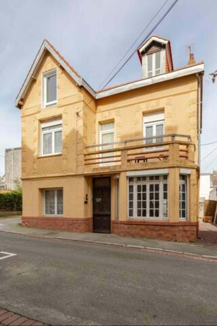 ++++ 70m2 Avec Balcon, A 200 M Et Rue Pietonne A 300 M ++++ Appartement Berck